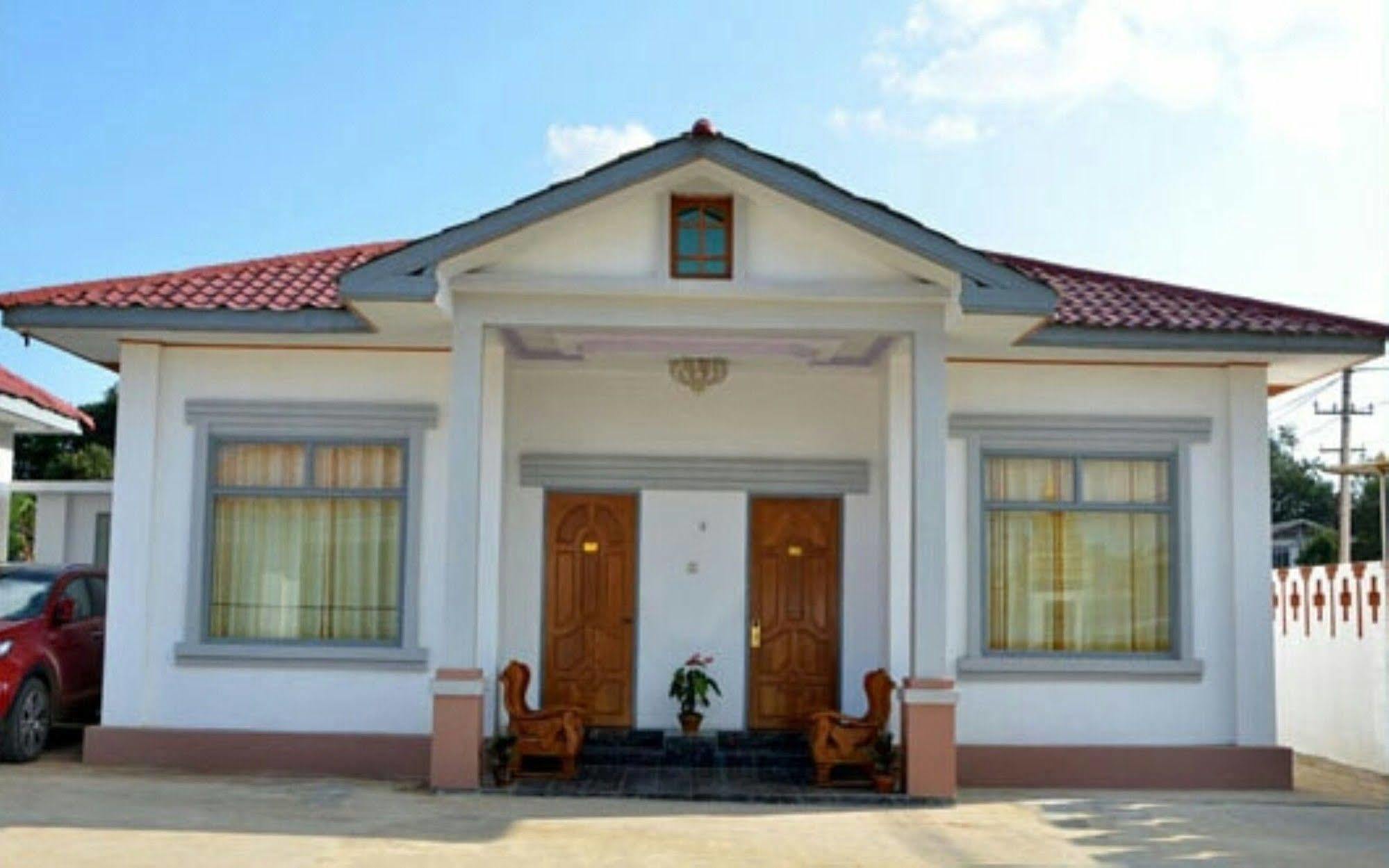 Myat Nan Taw Hotel Loi-kaw Exterior foto